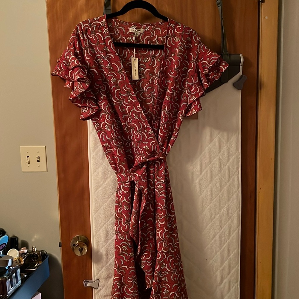 NWT Max studio wrap around dress